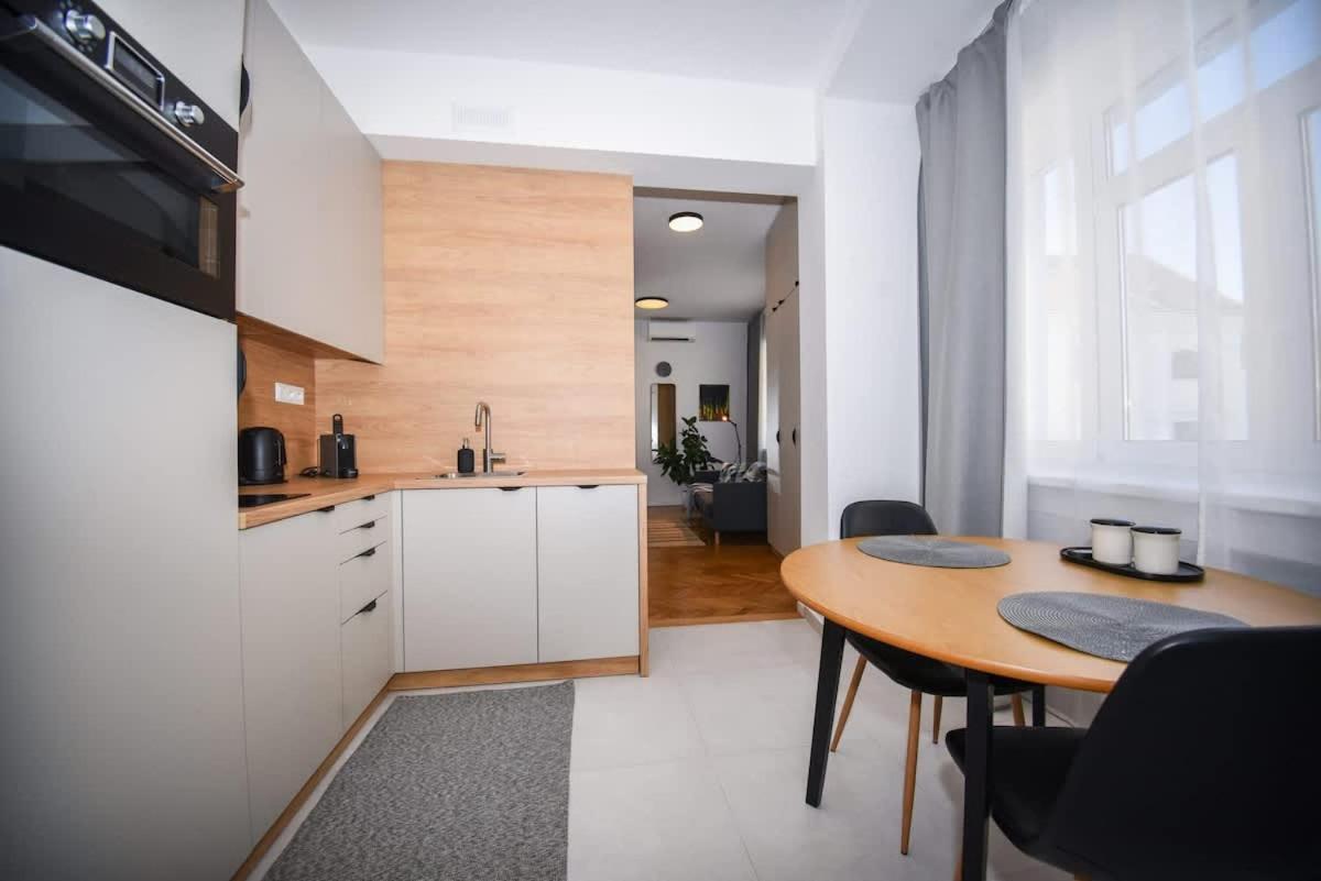 City Center Studio - Comfy & Modern 布拉迪斯拉发 外观 照片