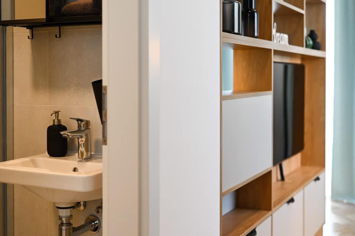 City Center Studio - Comfy & Modern 布拉迪斯拉发 外观 照片